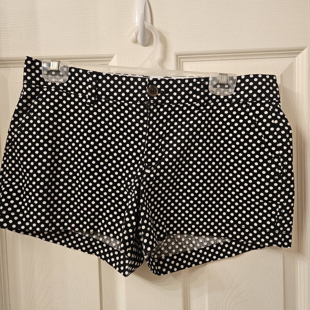 Old Navy polka dot shorts